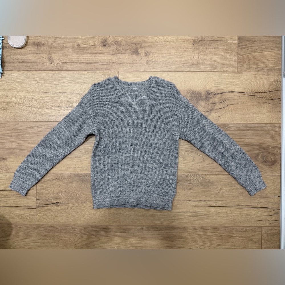 GAP Heather Gray Crewneck Sweater